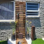 Apple\'S Apartment 1